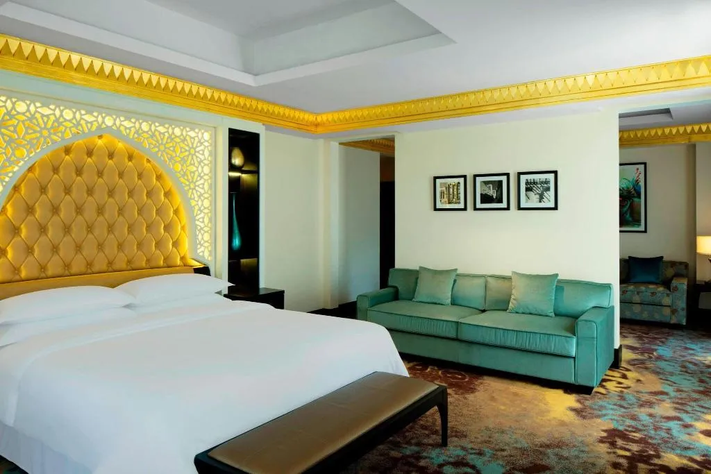 Room, Sheraton Sharjah Beach Resort & Spa, Dubai