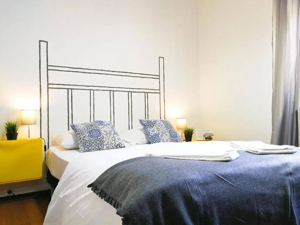 Room, Castilho 63, Lisbon