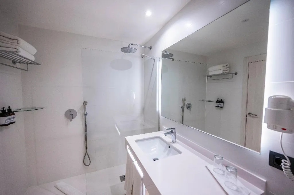 Double or Twin SUPERIOR POOL VIEW Room, THB Naeco Ibiza, Ibiza