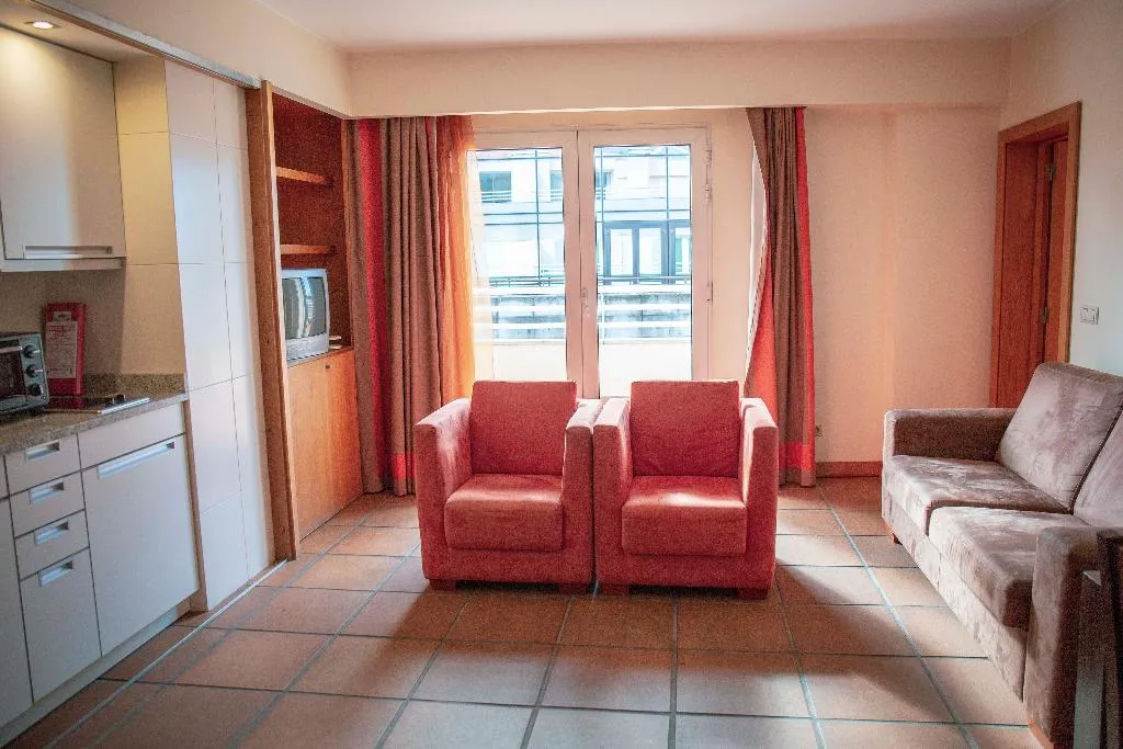 STUDIO SUPERIOR CAPACITY 4 Room, Apartamentos Turisticos Atlantida, Madeira