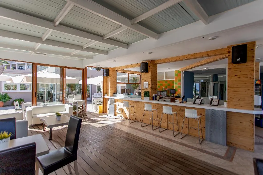 Bar, Georgioupolis Beach Hotel, Crete