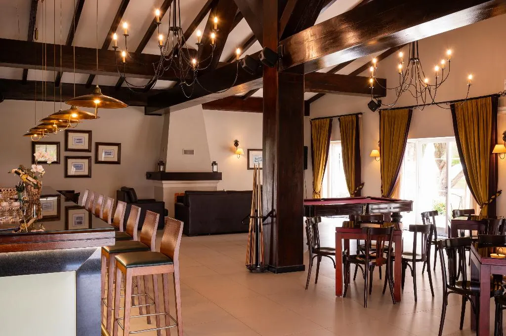 Bar, Vila Gale Alentejo Vineyards (Clube de Campo), Portugal