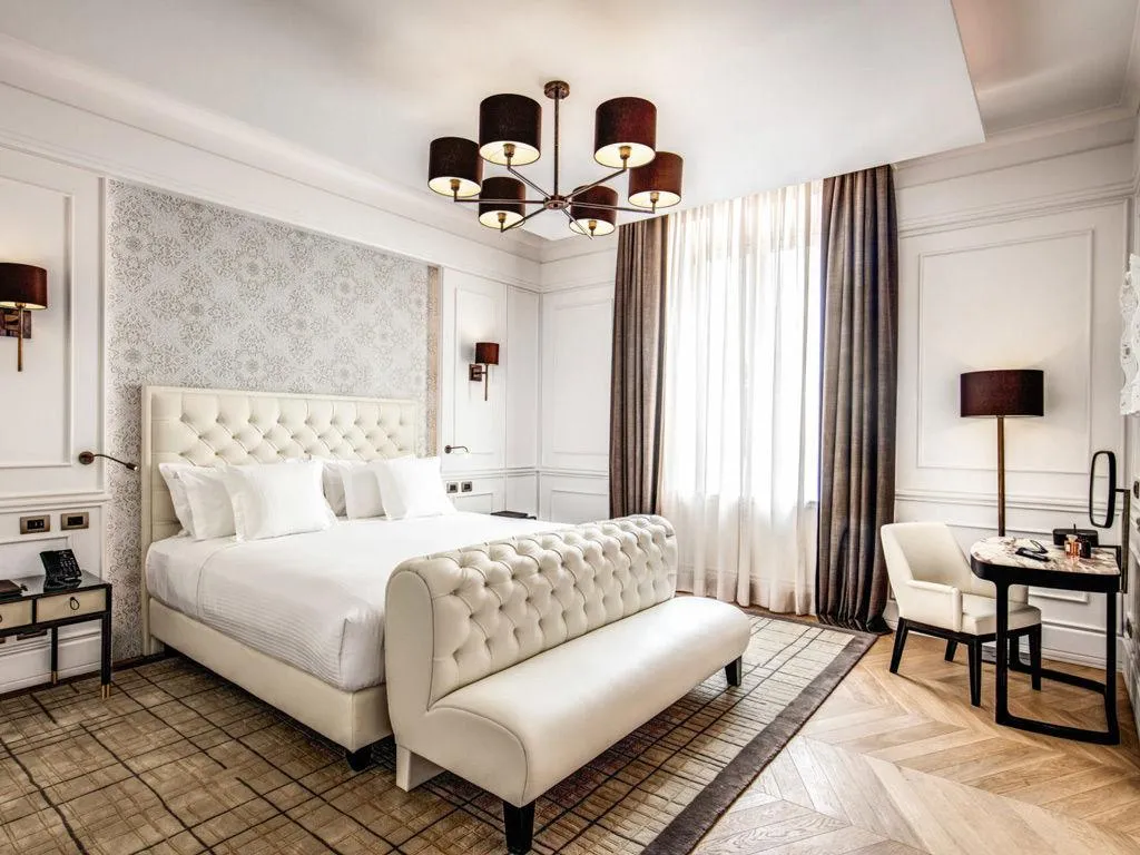 SUITE PREMIER KING BED Room, Splendide Royal Rome, Rome
