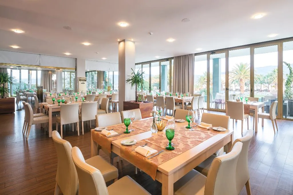 Sports and Entertainment, Forte Sao Francisco Hotel, Porto