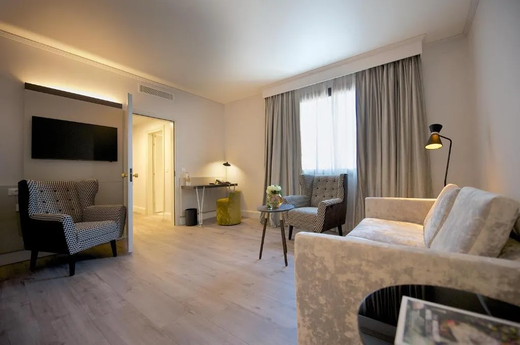 JUNIOR SUITE KING SIZE BED Room, Cerretani Hotel Firenze - MGallery Collection, Florence