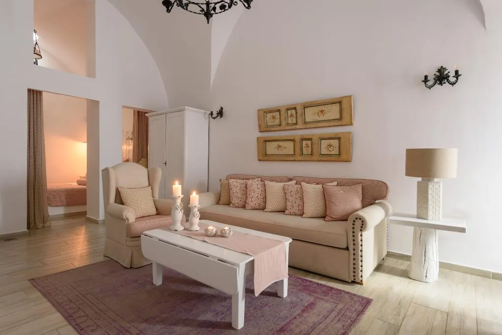 SUITE KING SIZE BED Room, Senses Suites, Santorini