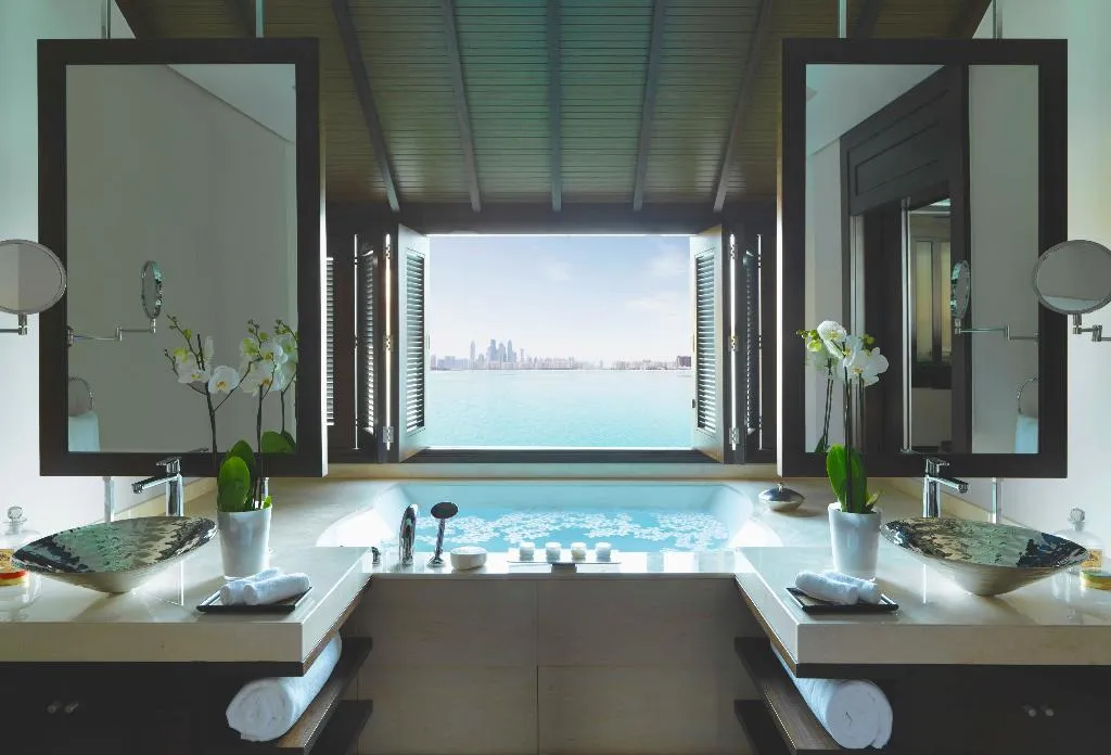 VILLA STANDARD Room, Anantara The Palm Dubai Resort, Dubai