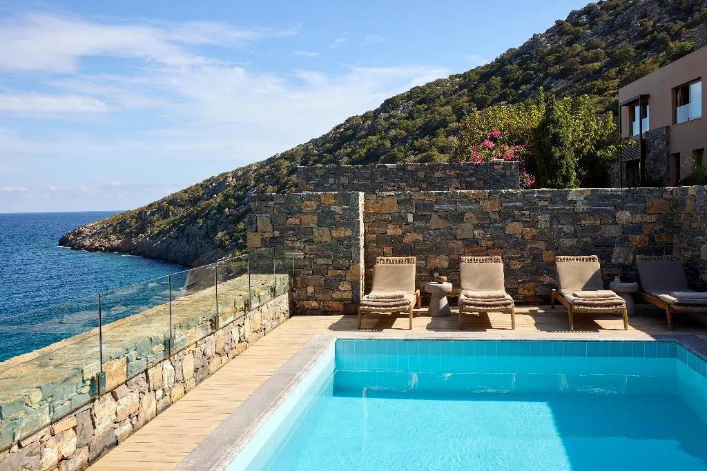 VILLA TWO BEDROOMS WITH PRIVATE POOL Room, Daios Cove, Crete