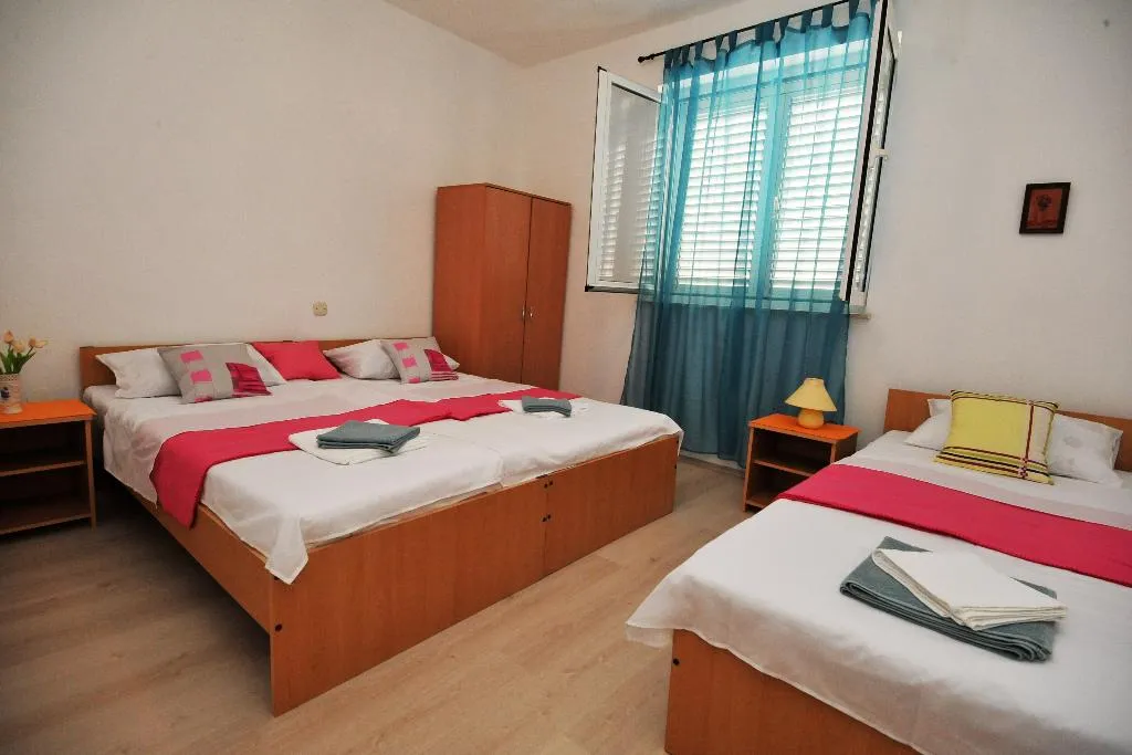 APARTMENT WITH BALCONY Room, Apartments Sea Star, Dubrovnik