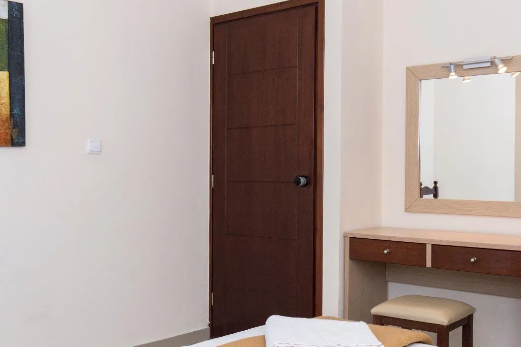 APARTMENT POOL VIEW Room, Mandy Suites, Crete