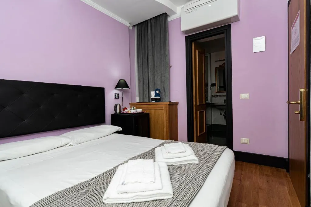 DOUBLE STANDARD Room, Imperium Suite Navona, Rome