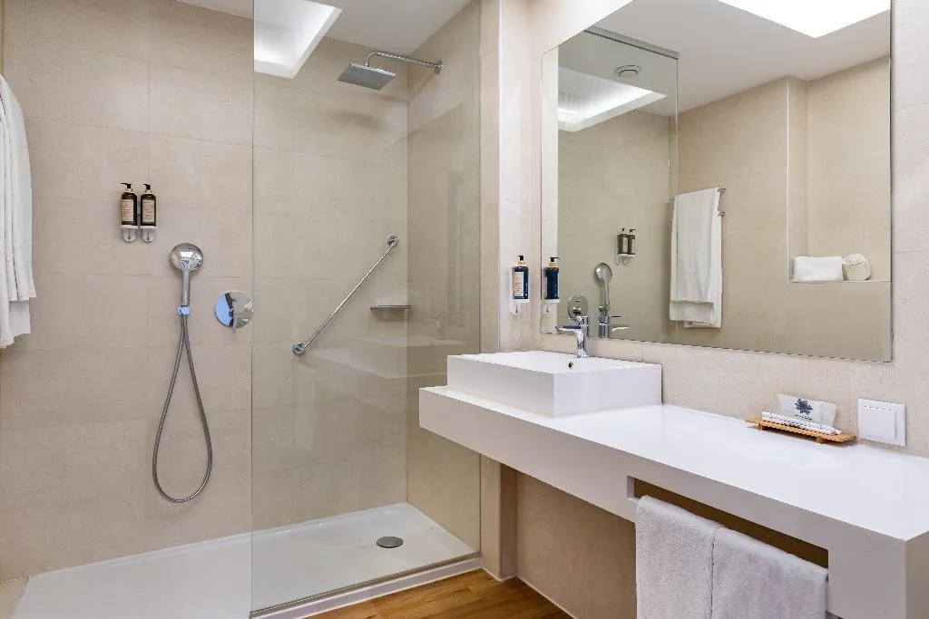 FAMILY ROOM CLASSIC Room, Jupiter Albufeira Hotel – Family & Fun, Algarve