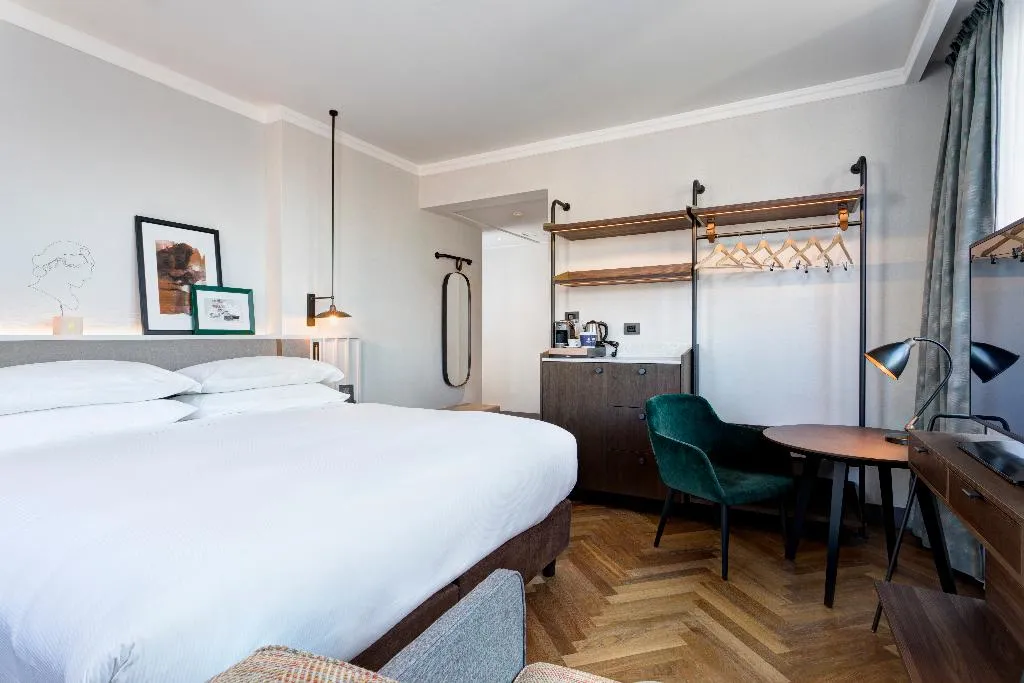 DOUBLE DELUXE KING BED Room, DoubleTree by Hilton Rome Monti, Rome