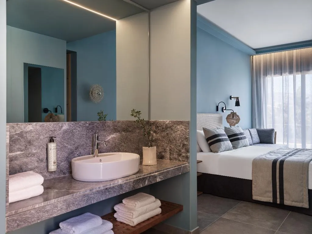 DOUBLE SUPERIOR WITH TERRACE Room, Kalamaki Beach, Athens