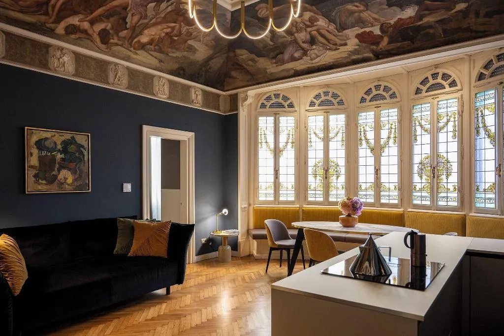 Room, Elizabeth Unique Apartments, Rome