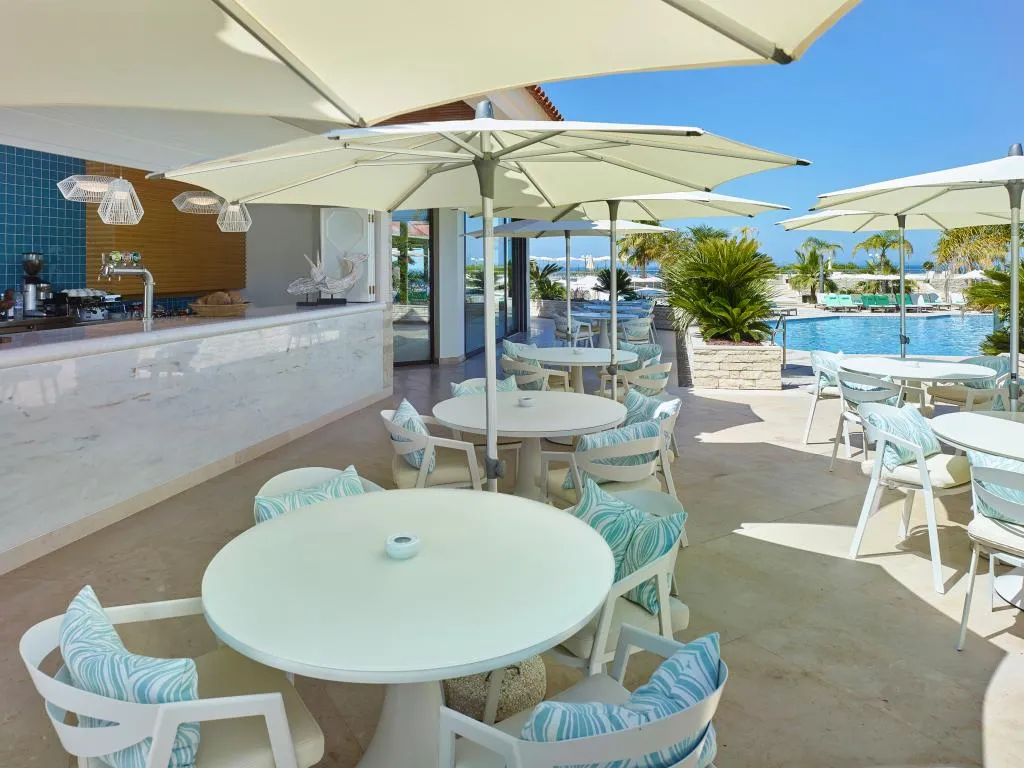 Terrace, Hotel Quinta do Lago, Algarve