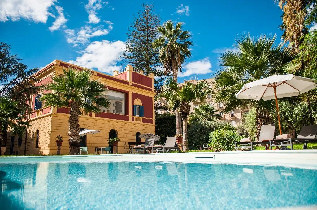 Pool, Giardini Mon Plaisir, Palermo