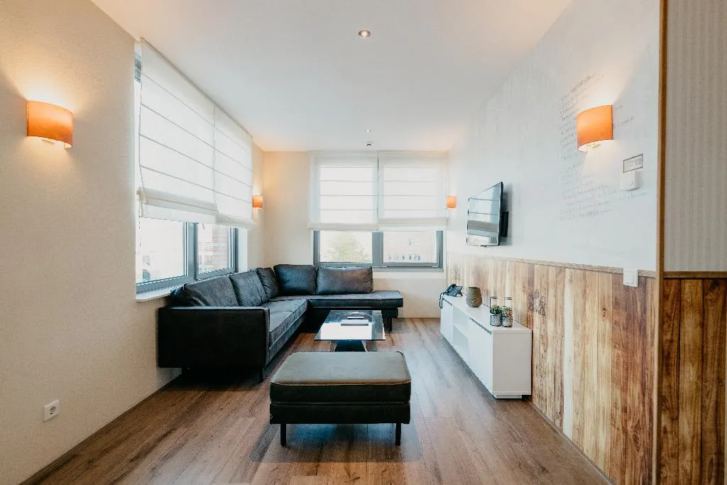 APARTMENT THREE BEDROOMS TWO BATHROOMS Room, ID Aparthotel, Amsterdam
