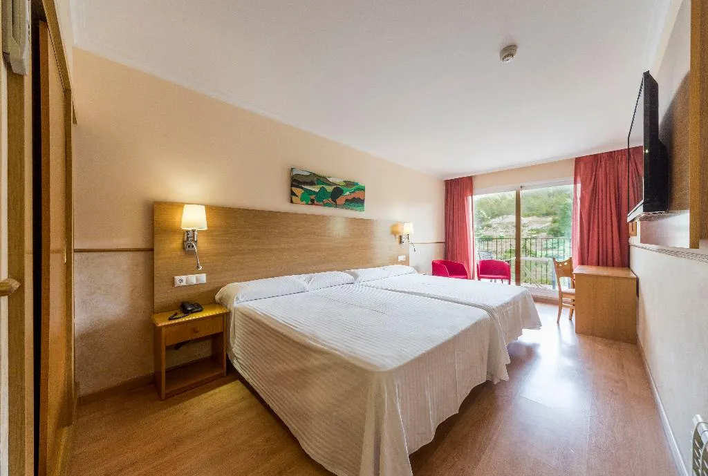 Room, Hotel Rosaleda del Mijares, Valencia