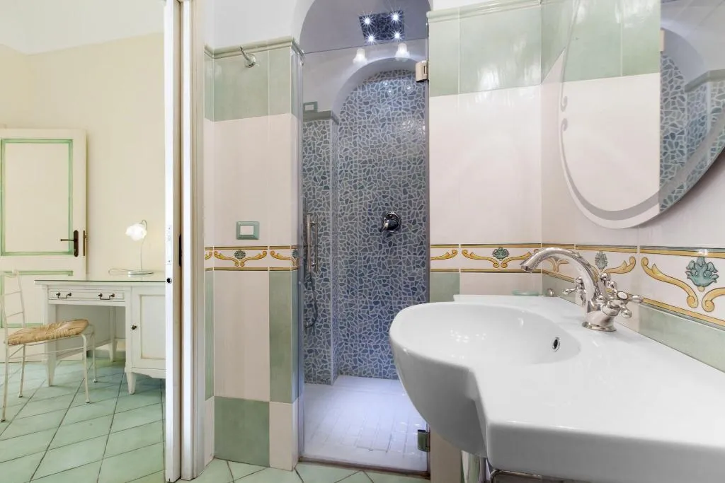 TWIN CLASSIC Room, La Sorgente Del Sole, Naples