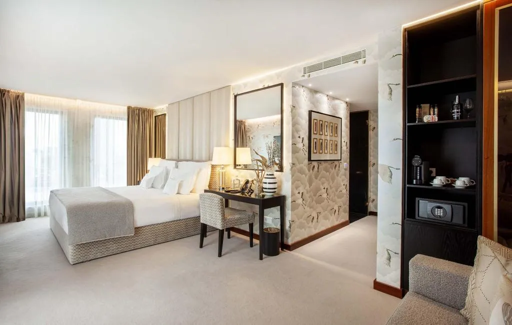 Room, Wine & Books Porto Hotel, Porto