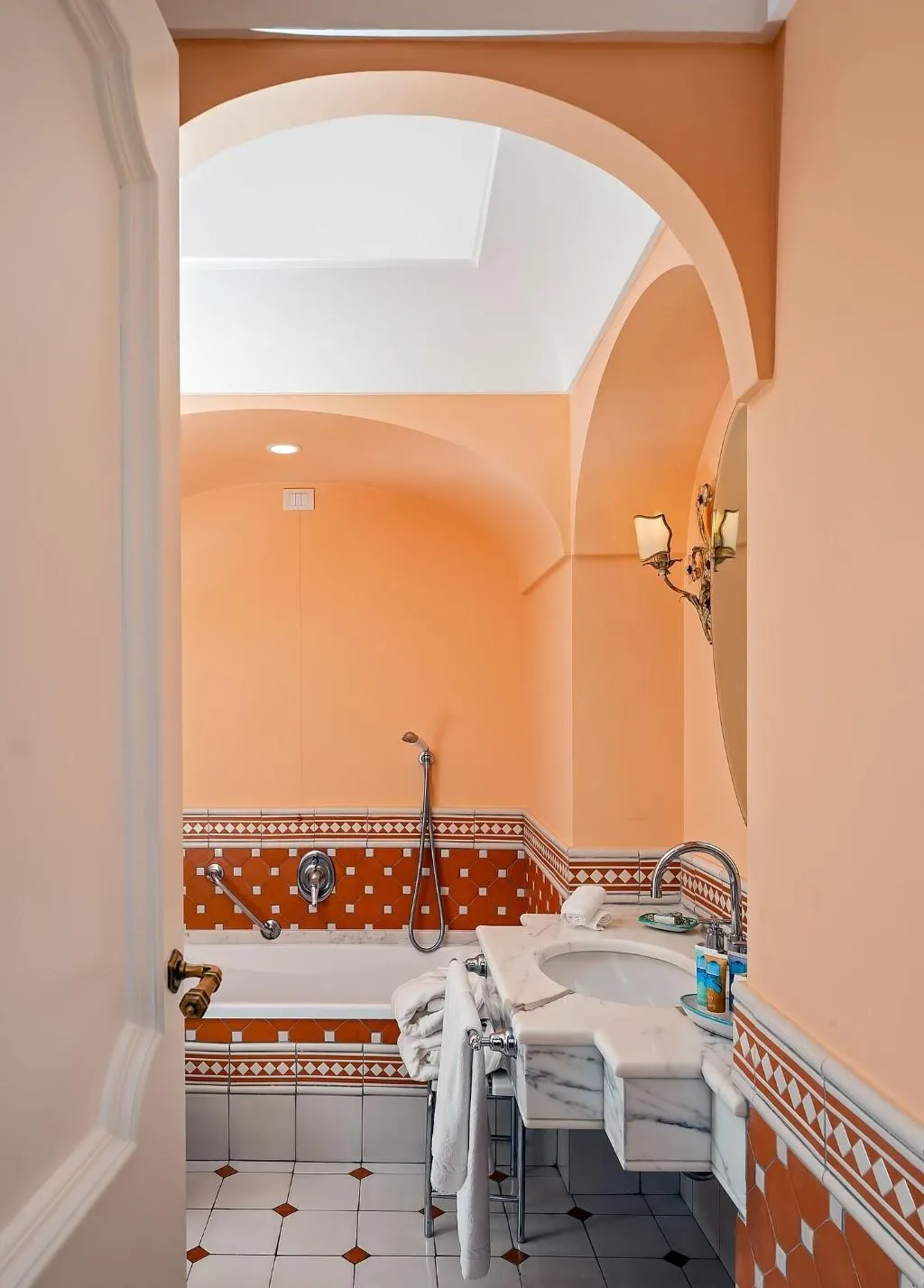 Room, Punta Regina, Naples