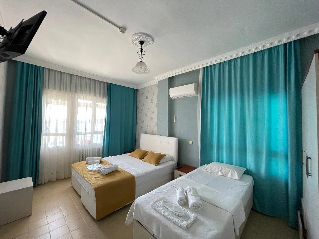 FAMILY ROOM STANDARD Room, Tayfun Hotel, Izmir