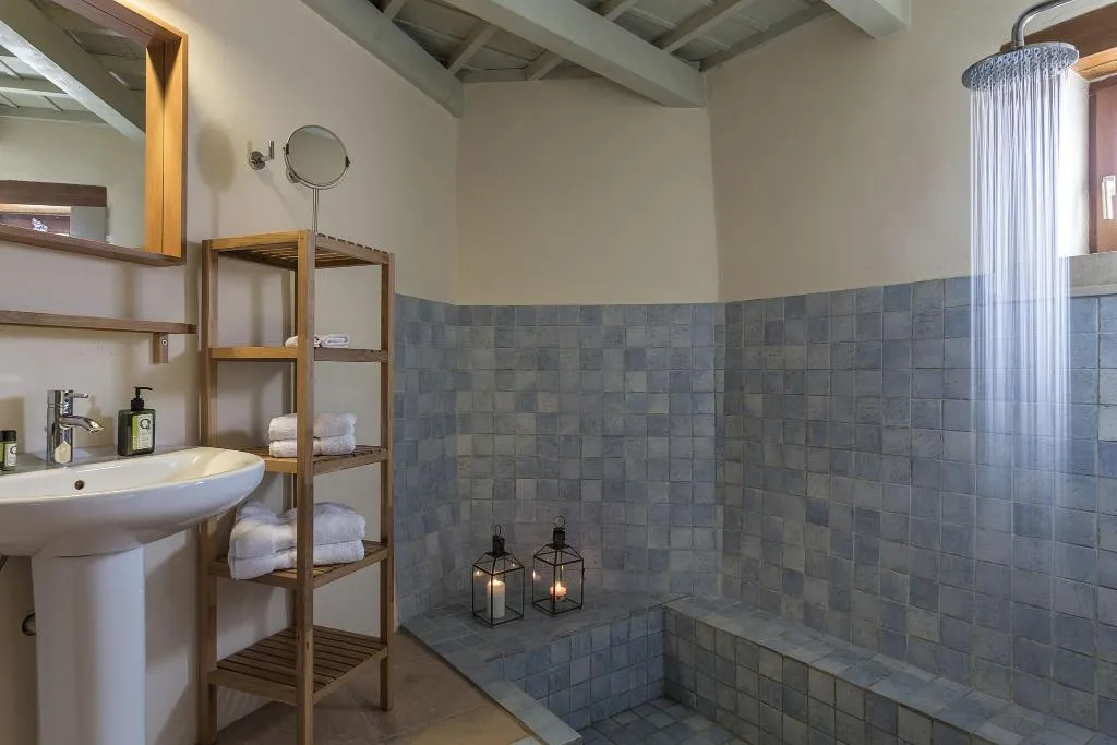 Room, Kapsaliana Village Hotel, Crete