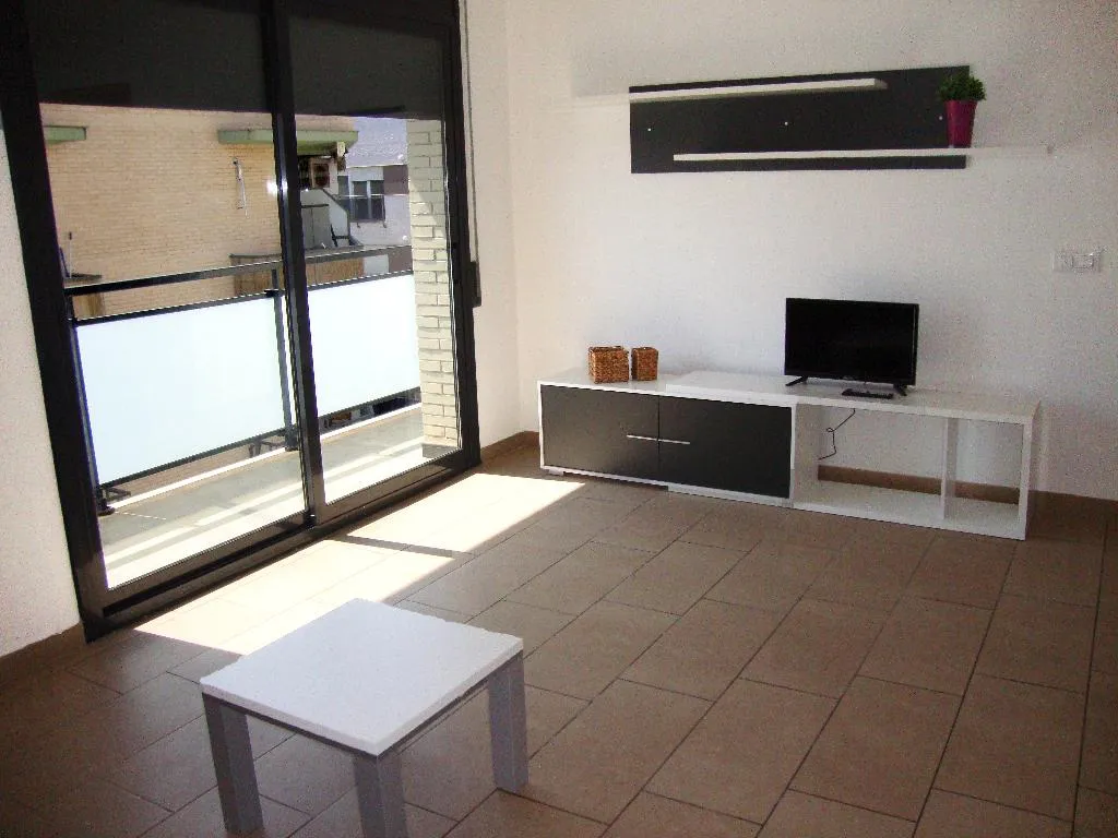 APARTMENT CAPACITY 8 THREE BEDROOMS Room, Apartamentos Las Palmeras 3000, Valencia