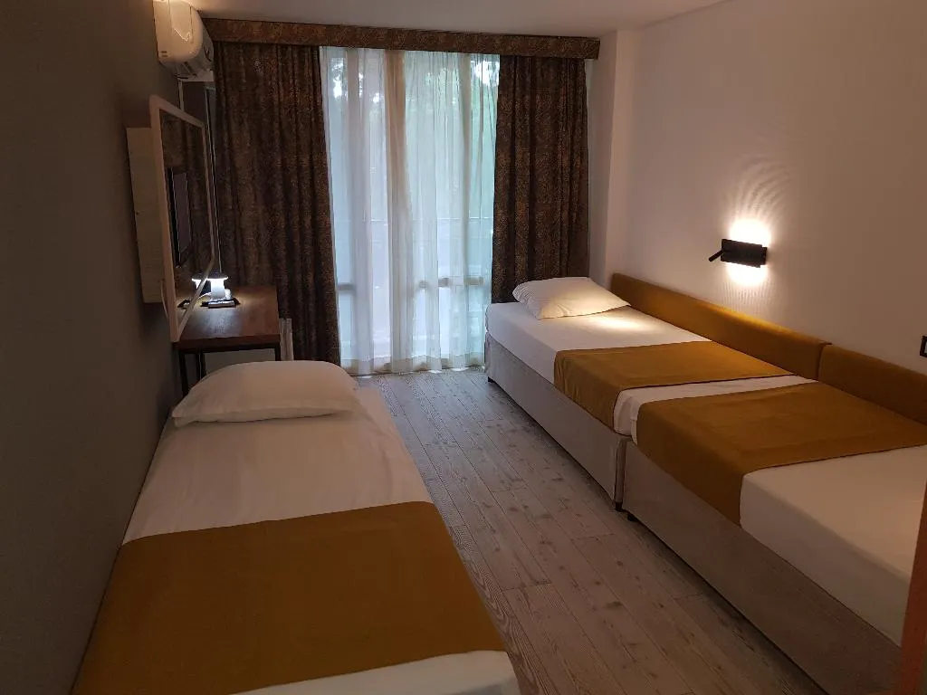 Room, Tintyava, Varna