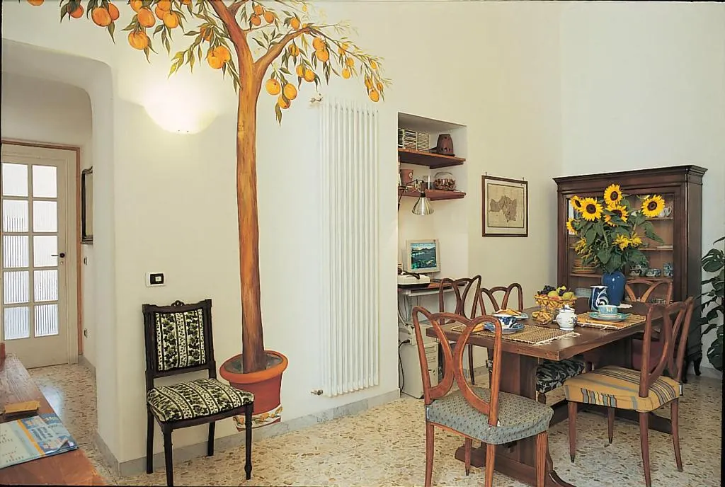 Lobby, I Fiori Di Napoli, Naples