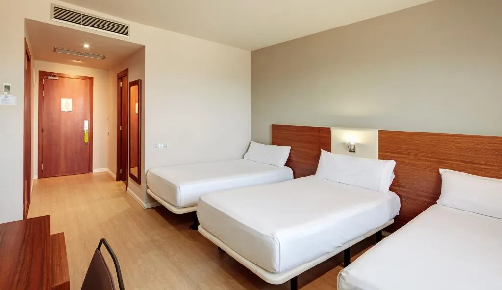 TRIPLE CLASSIC Room, Sercotel Ciutat de Montcada, Barcelona