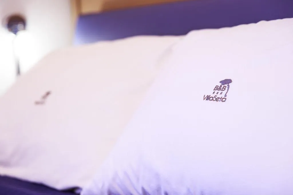 Room, B&B Villaseta, Catania