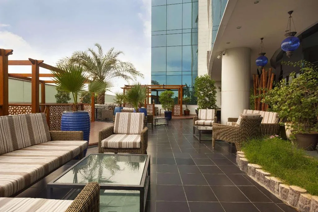 Restaurant, Montreal Barsha Hotel, Dubai