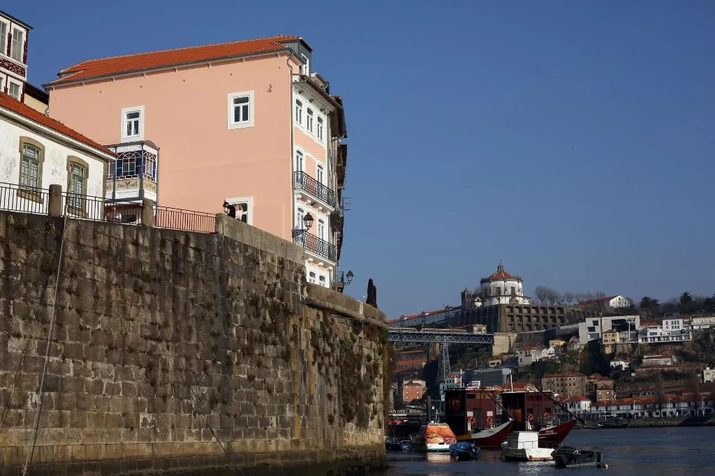 General view, 1872 River House, Porto