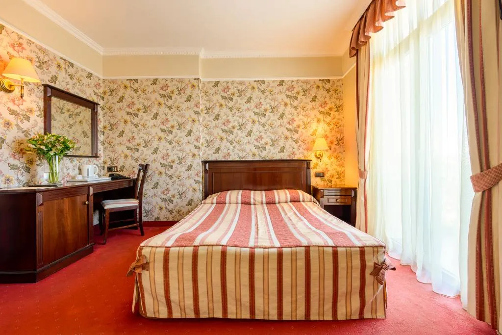 DOUBLE STANDARD Room, Boutique Splendid, Varna