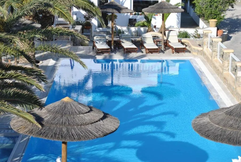 Pool, Petinaros, Mykonos