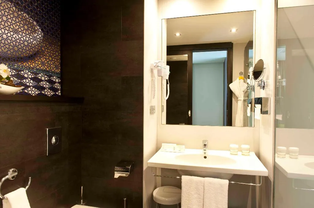 JUNIOR SUITE CAPACITY 1 Room, Barcelo Casablanca, Casablanca