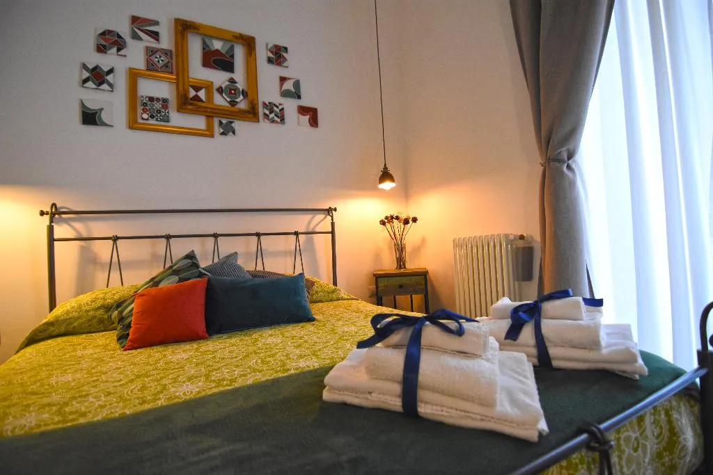 DOUBLE SUPERIOR WITH AIR CONDITIONING Room, B&B Crianza, Naples