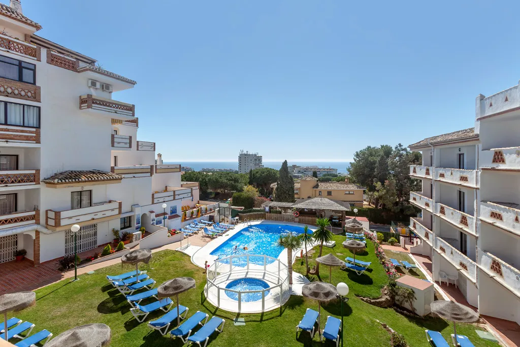 Terrace, Crown Resort - Club Calahonda, Costa Del Sol