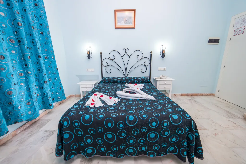 SINGLE STANDARD Room, Las Margaritas, Costa De La Luz