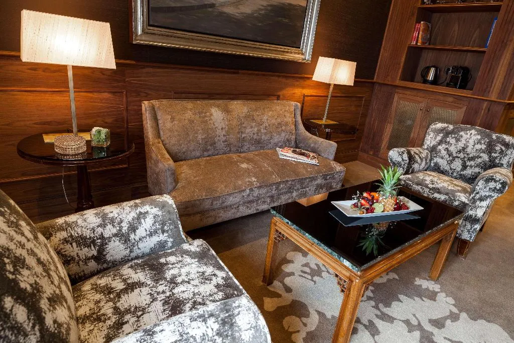 SUITE CLUB Room, Wellington Hotel & Spa Madrid, Madrid