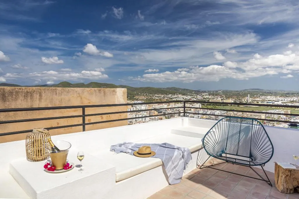Terrace, Hotel Boutique La Torre del Canónigo, Ibiza