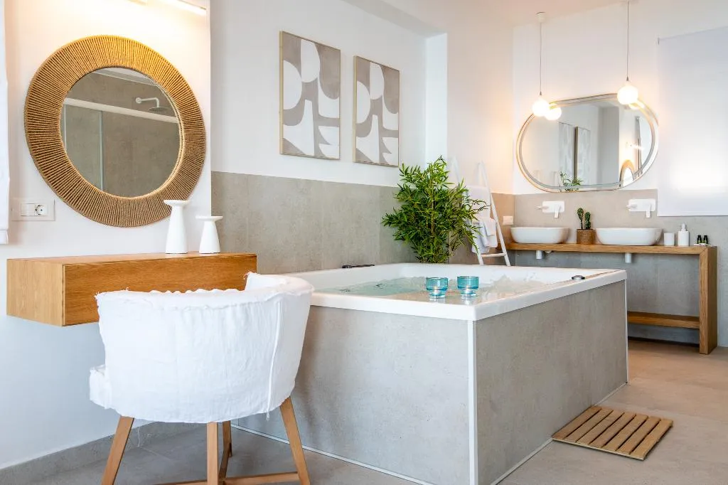 SUITE WITH JACUZZI Room, Achillion Luxury Corfu Villa, Corfu