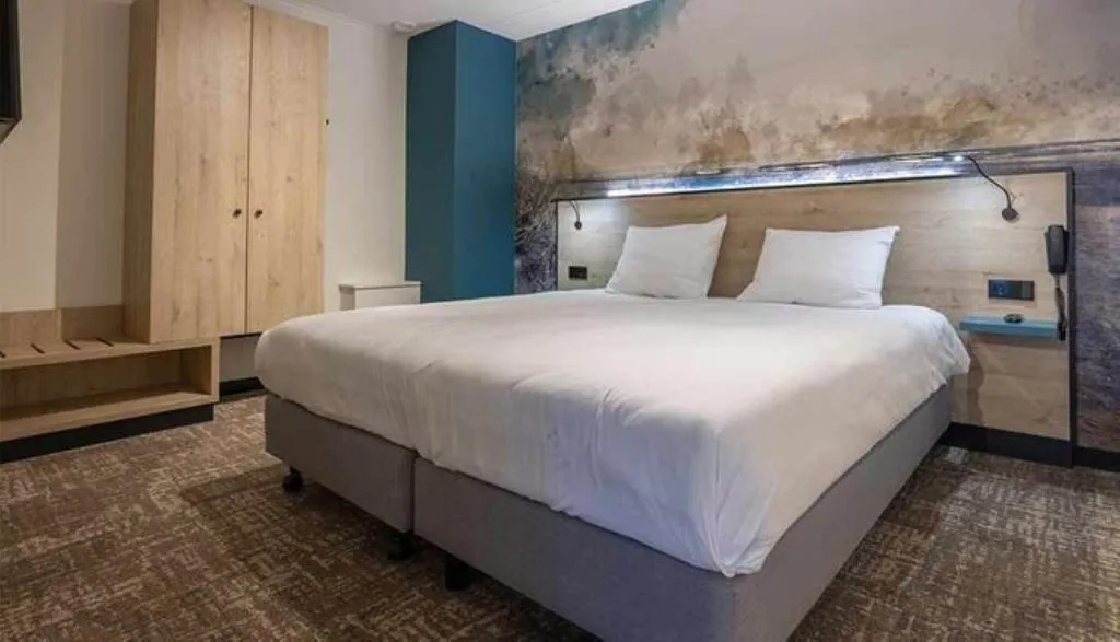 SUITE STANDARD Room, Fletcher Hotel Jan van Scorel, Amsterdam