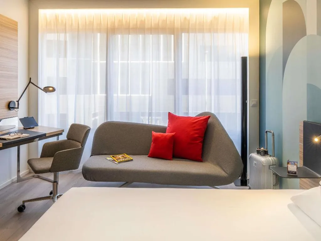 DOUBLE PREMIUM Room, Novotel Madrid Feria and Airport, Madrid