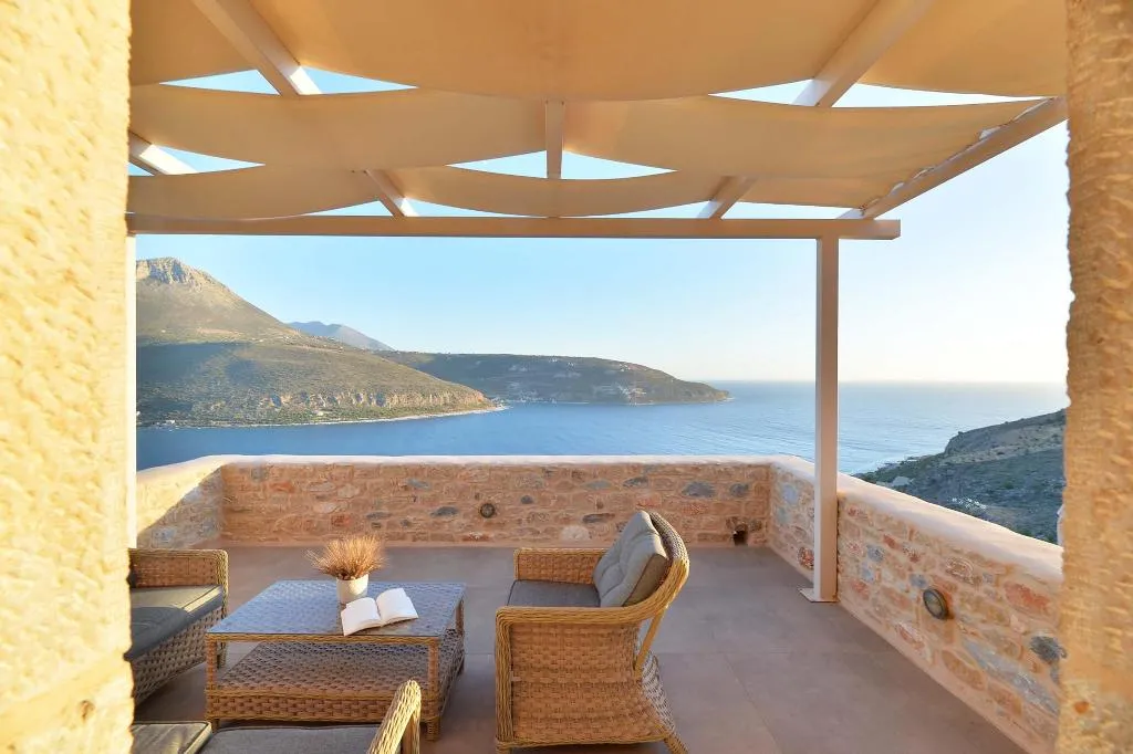 SUITE DELUXE SEA VIEW Room, Akrolithi Boutique Hotel & Suites, Kalamata