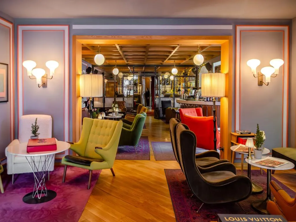 General view, Browns Central Hotel, Lisbon