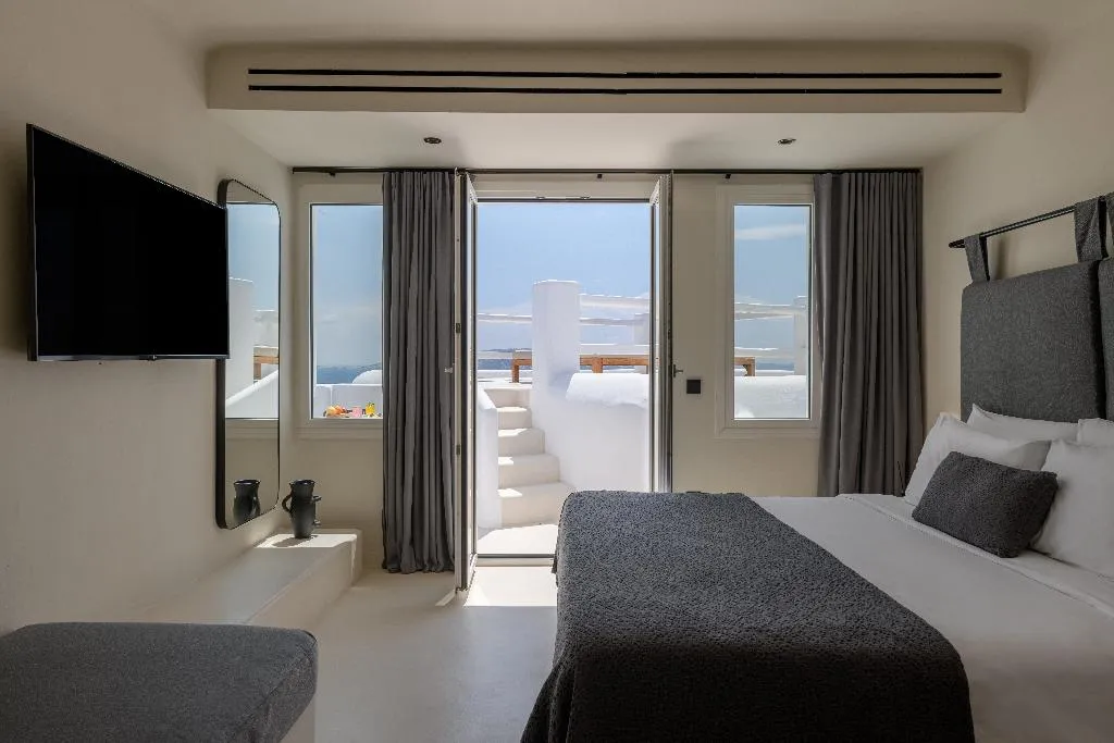 Double or Twin DELUXE SEA VIEW Room, Rocabella Mykonos Hotel, Mykonos