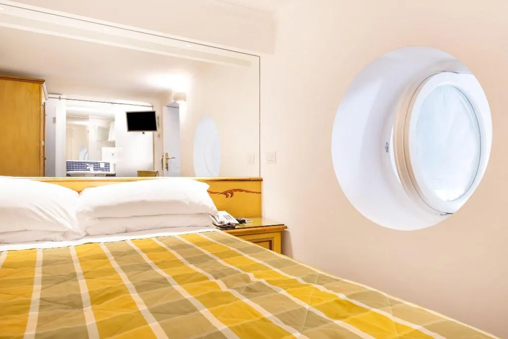 SUITE KING BED WITH JACUZZI Room, Antiche Mura, Naples